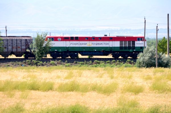 tj-tajikistan_railways-te33a-090613-ibrahimrustamov-full.jpg